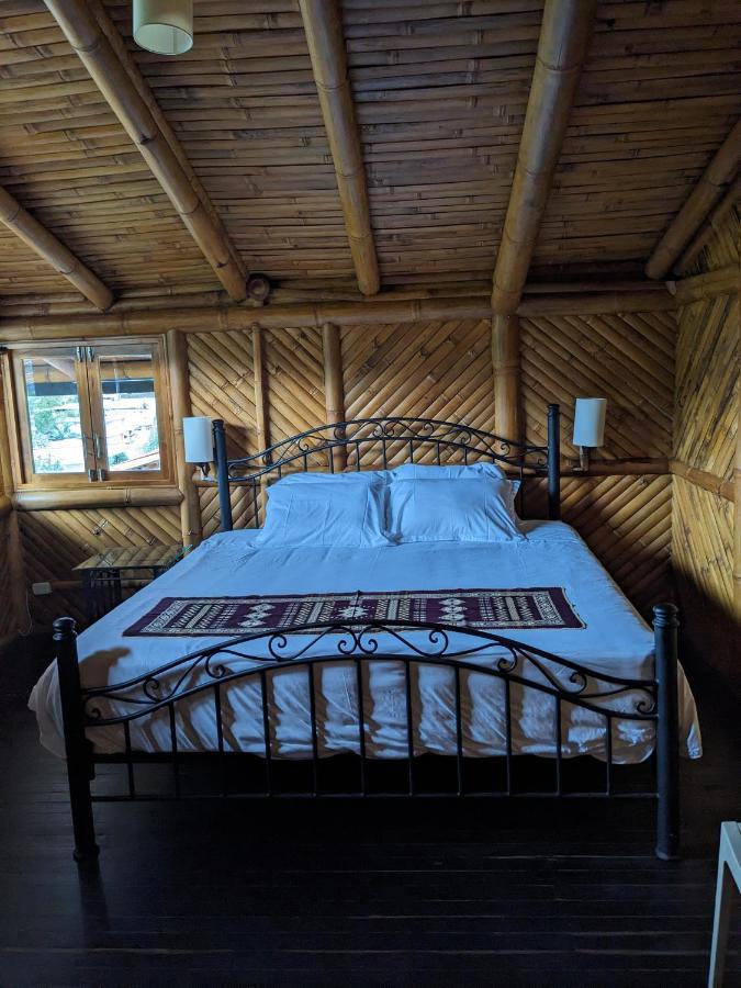 Golden Tree Mindo Eco-Lodge Exterior photo